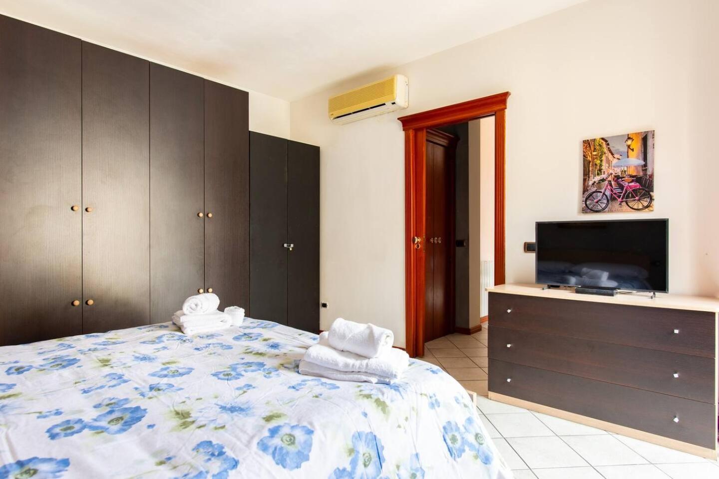 2 Apartments - Akragas Home 1 & 2 On Via Atenea City Center With View อากริเจนโต ภายนอก รูปภาพ